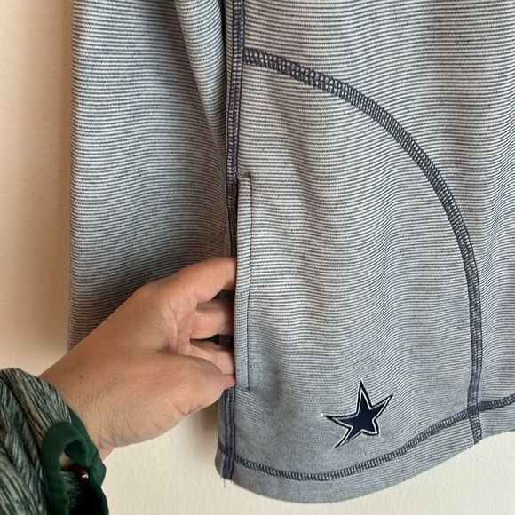 Tommy Bahama Women NFL Dallas Cowboys Reversible Onside Flip 1/2-Zip Jacket EUC - Picture 10 of 12